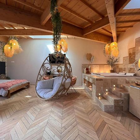 Suite Bali Les Petits Plaisirs Angers Exteriör bild