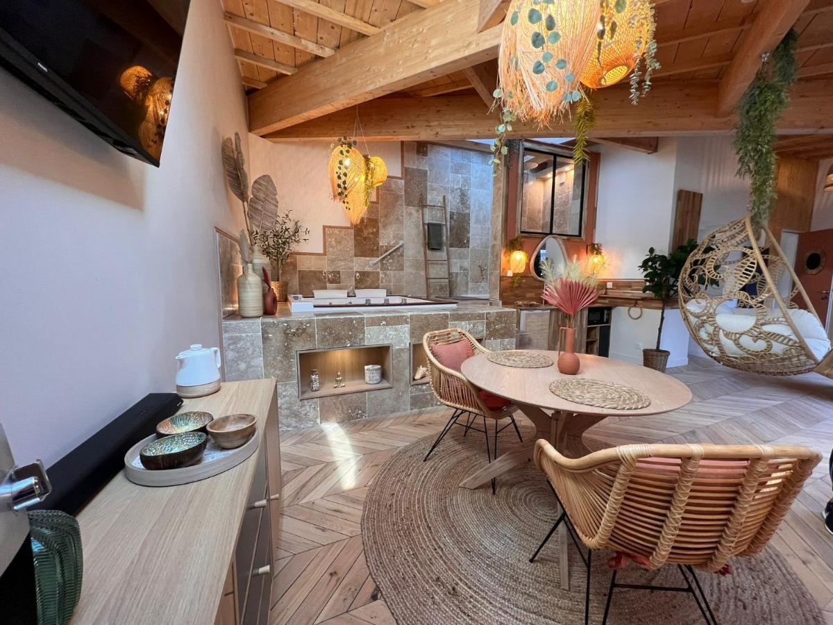 Suite Bali Les Petits Plaisirs Angers Exteriör bild